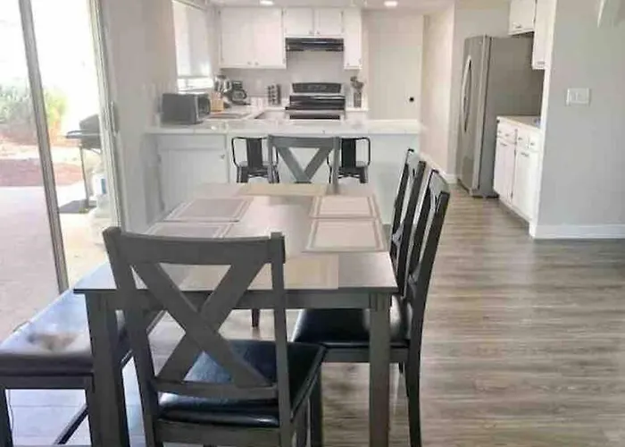 Havalakeview - Pool/spa - Pool Table - Sleeps12 Holiday home Lake Havasu City